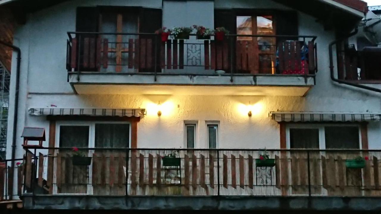 B&B Maison Odille Valtournenche Bagian luar foto