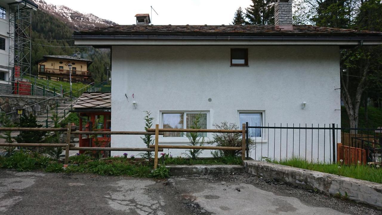 B&B Maison Odille Valtournenche Bagian luar foto